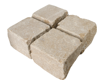  Les pavés en pierre calcaire Camino Sand sur fond blanc