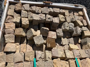 Pavés en grès Miak 10x10x8 cm