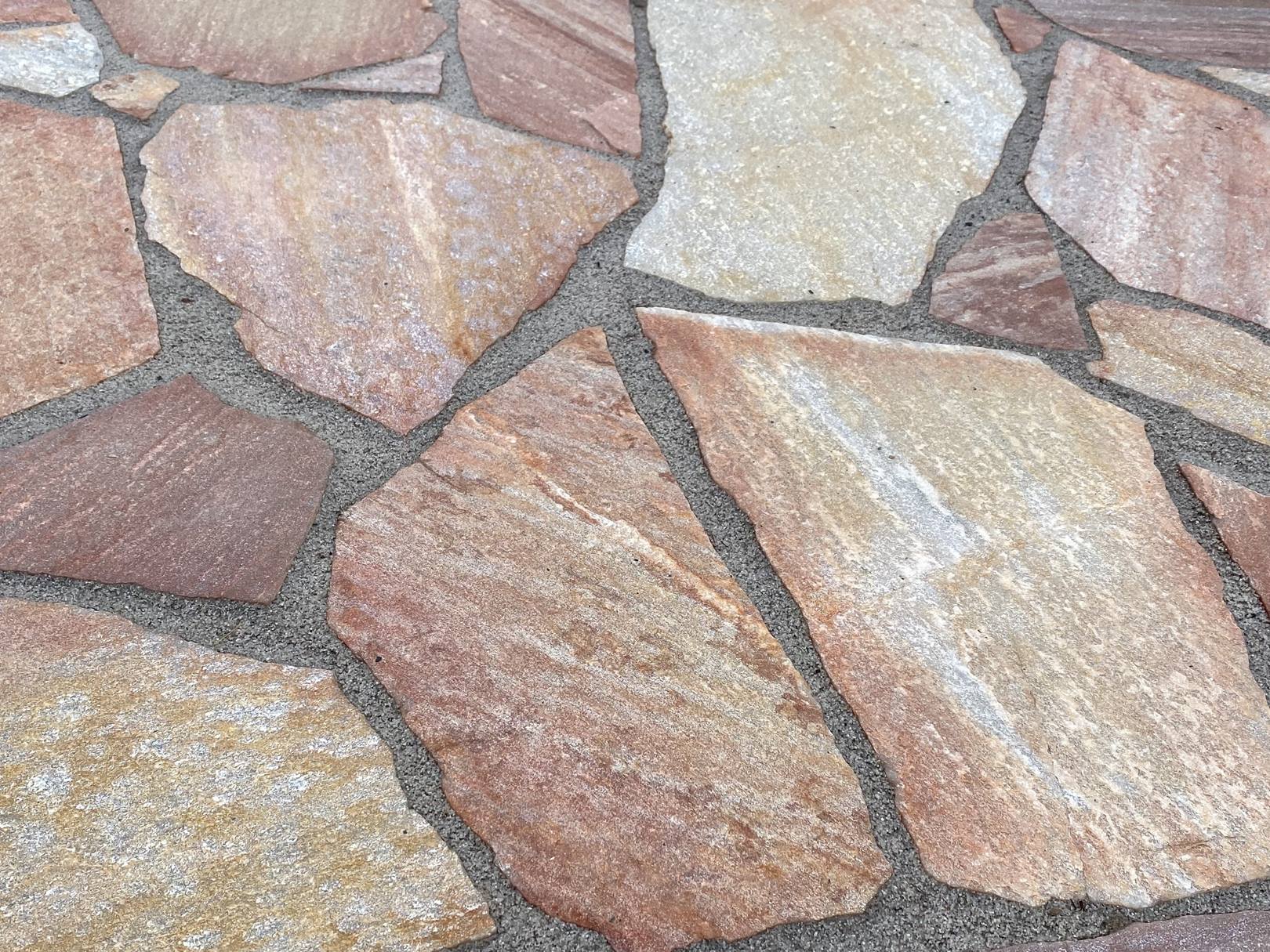 Dalles polygonales en quartzite Rio Dorado Rosé stonenaturelle