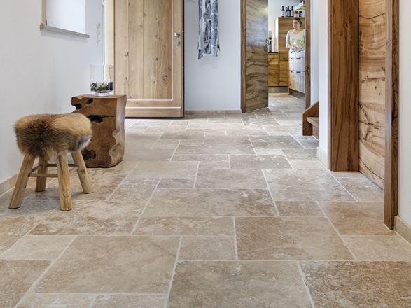 Carreaux Travertin Classic_Country dans l'entrée