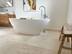 Baignoire sur carrelage en travertin Classic Light