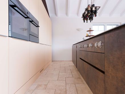 Carrelages en travertin Light dans la cuisine